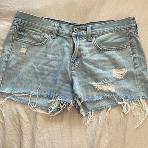 Levi’s cut off shorts